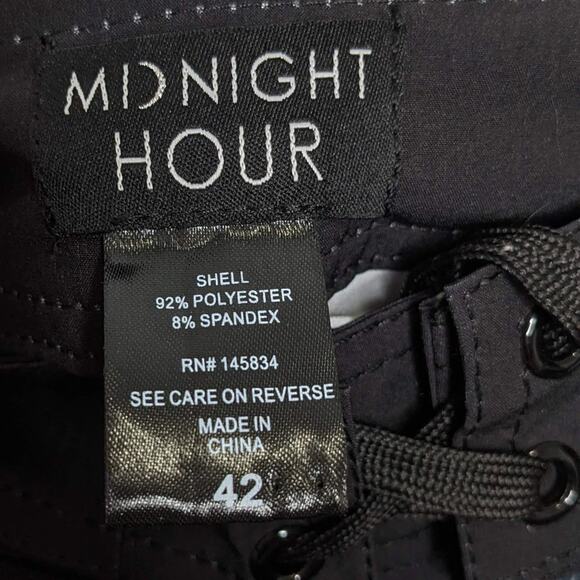 Midnight Hour Black Skull Print Swim Trunks Size 42 - Picture 2 of 8